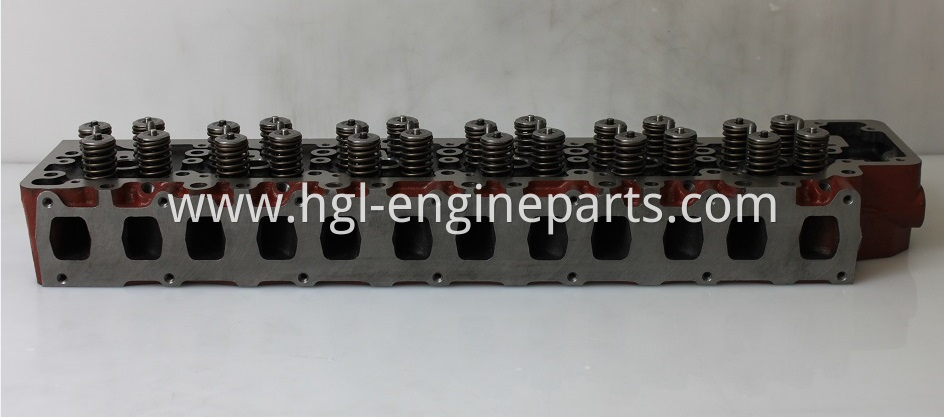 J08C CYLINDER HEAD